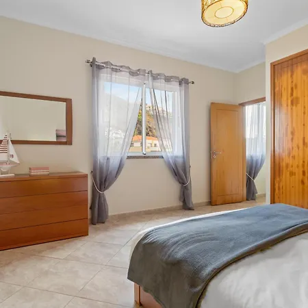 Apartamento Sunny Ponta 